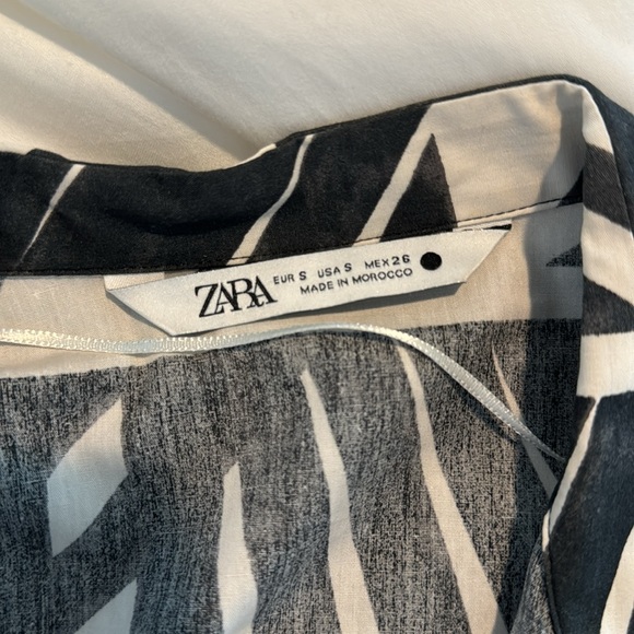 Zara Crop Top - Picture 2 of 4